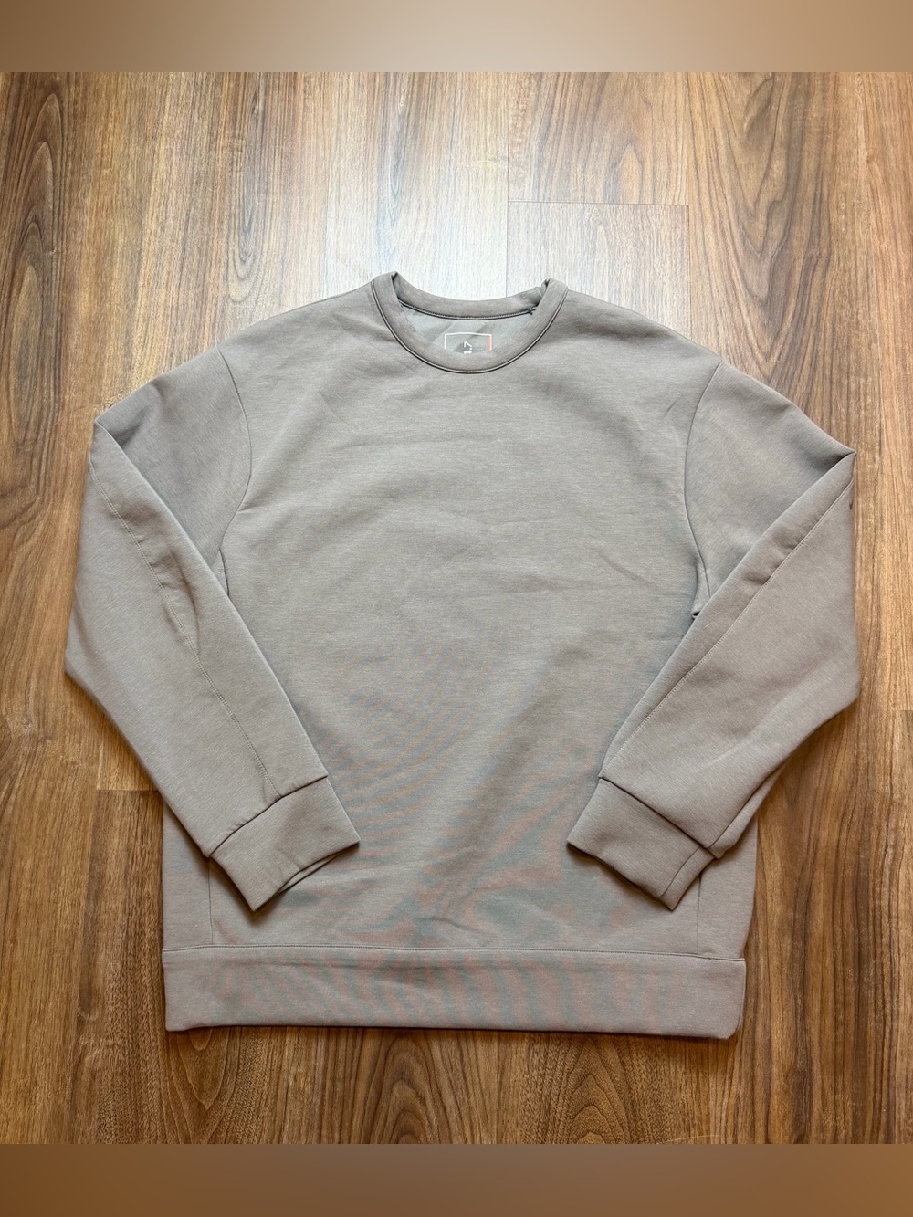 NEW Nike 24.7 Impossibly Soft Dri-FIT Crewneck HQ6964-289 Cave Stone Men’s Small